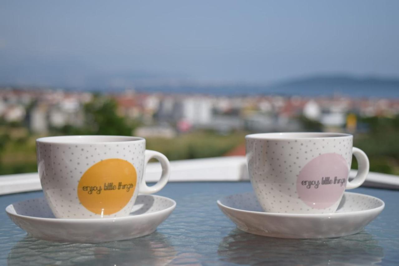 Apartments Marta Kaštel Novi Esterno foto
